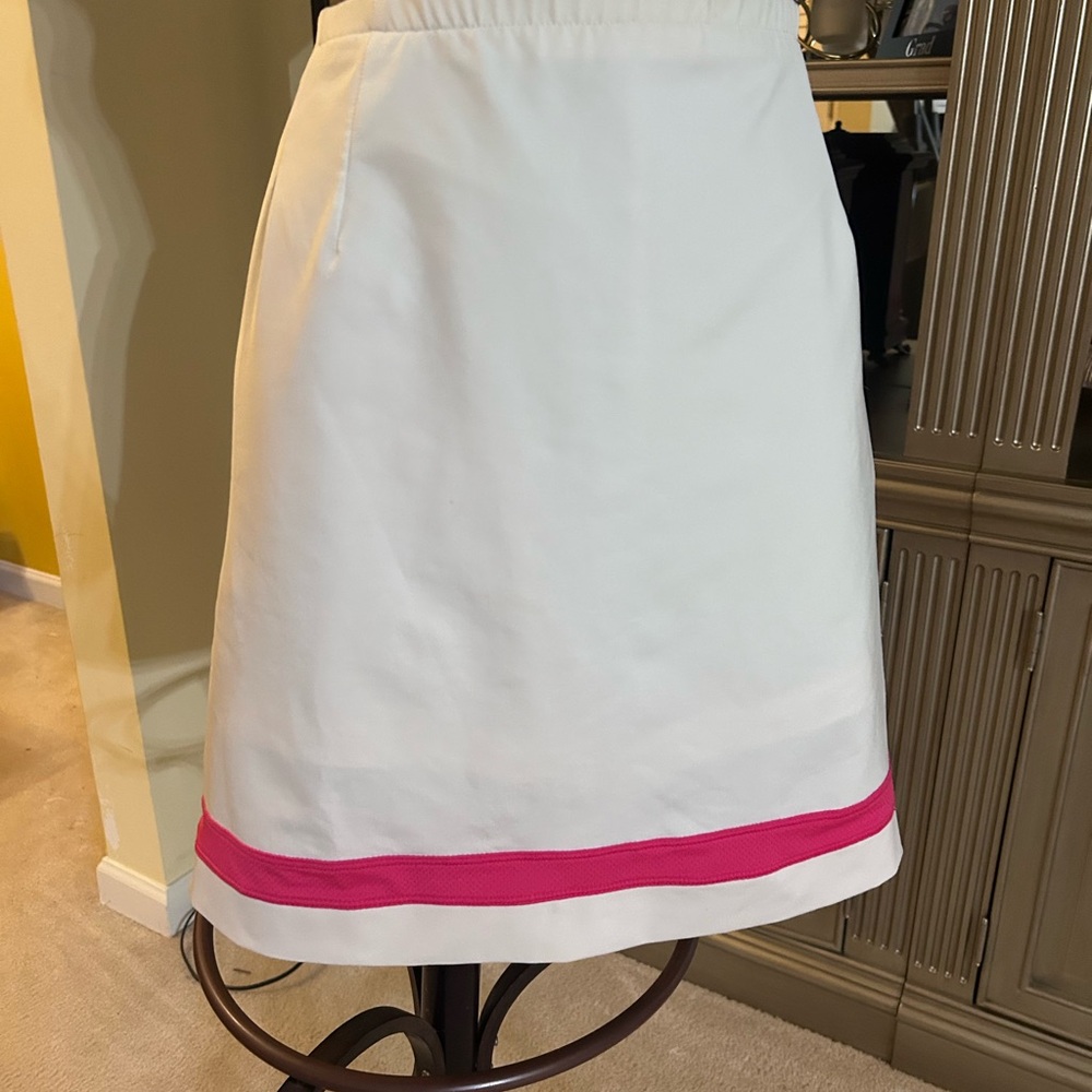 Nike Golf White A-Line Skirt with Pink Accent